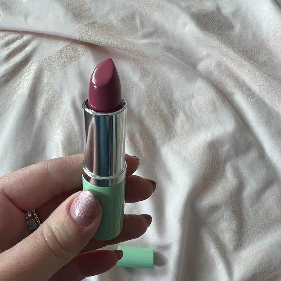 kate spade x clinique pop lip lipstick in plum pop pink nwot - Picture 6 of 9